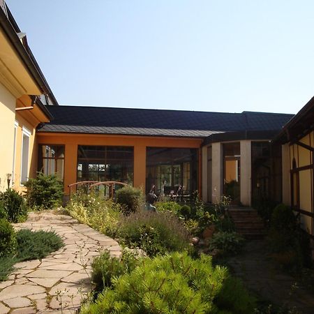 Lazne Evzenie Hotel กลาชเตเรซ นาด โอห์รี ภายนอก รูปภาพ