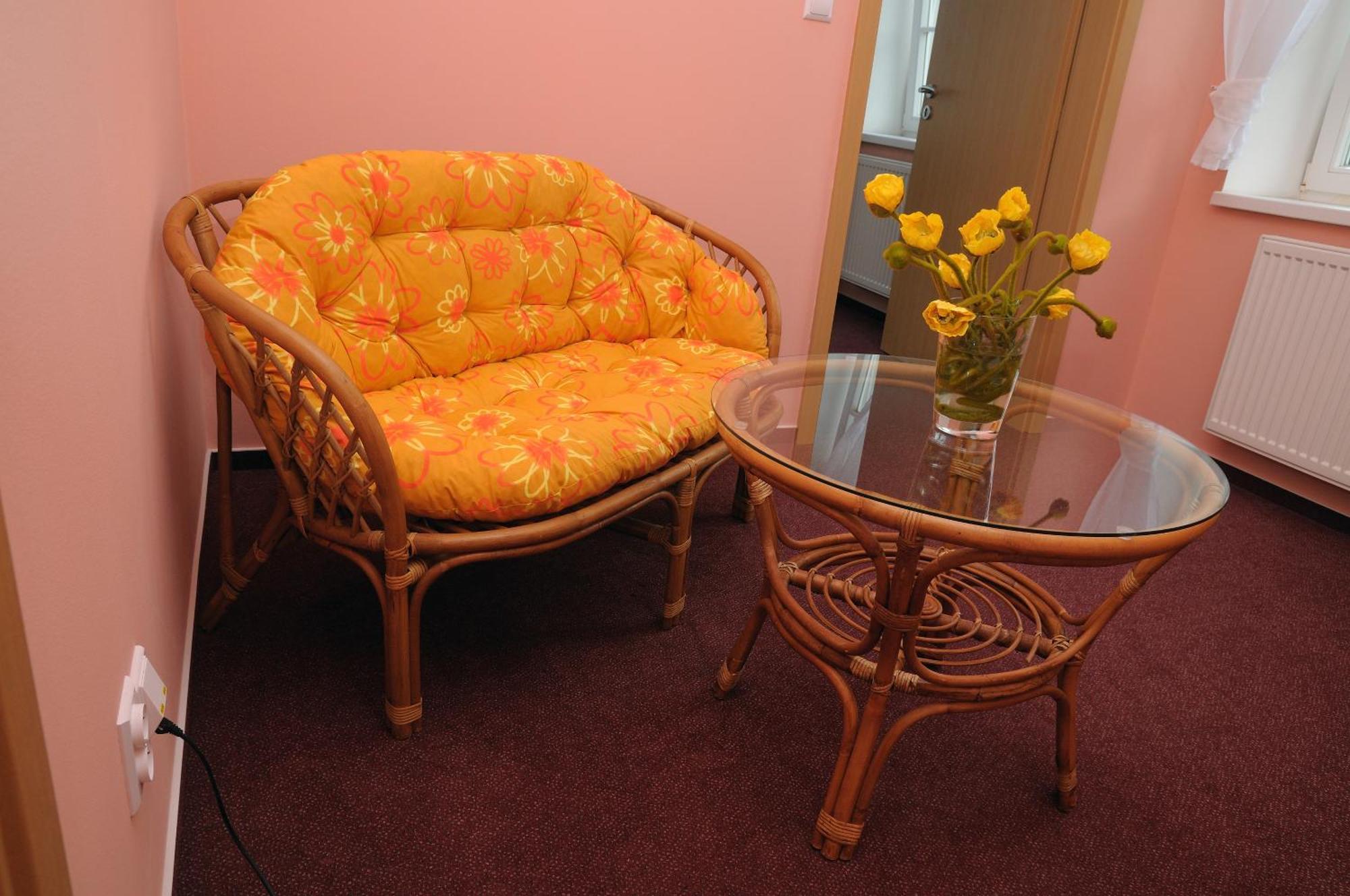 Lazne Evzenie Hotel กลาชเตเรซ นาด โอห์รี ภายนอก รูปภาพ